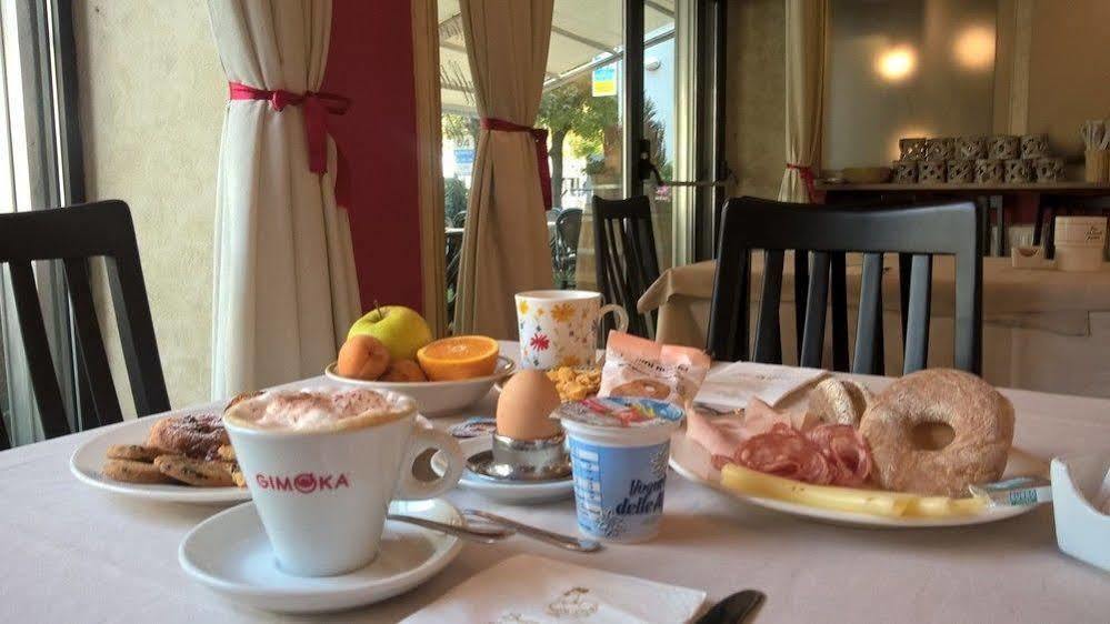 Hotel Corona Tirano